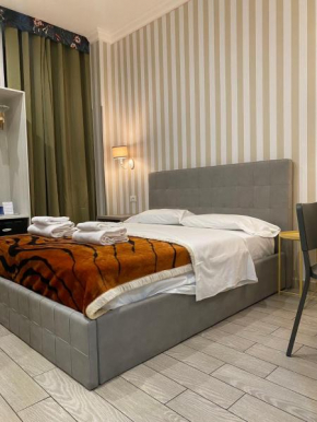 Rome Orange Inn